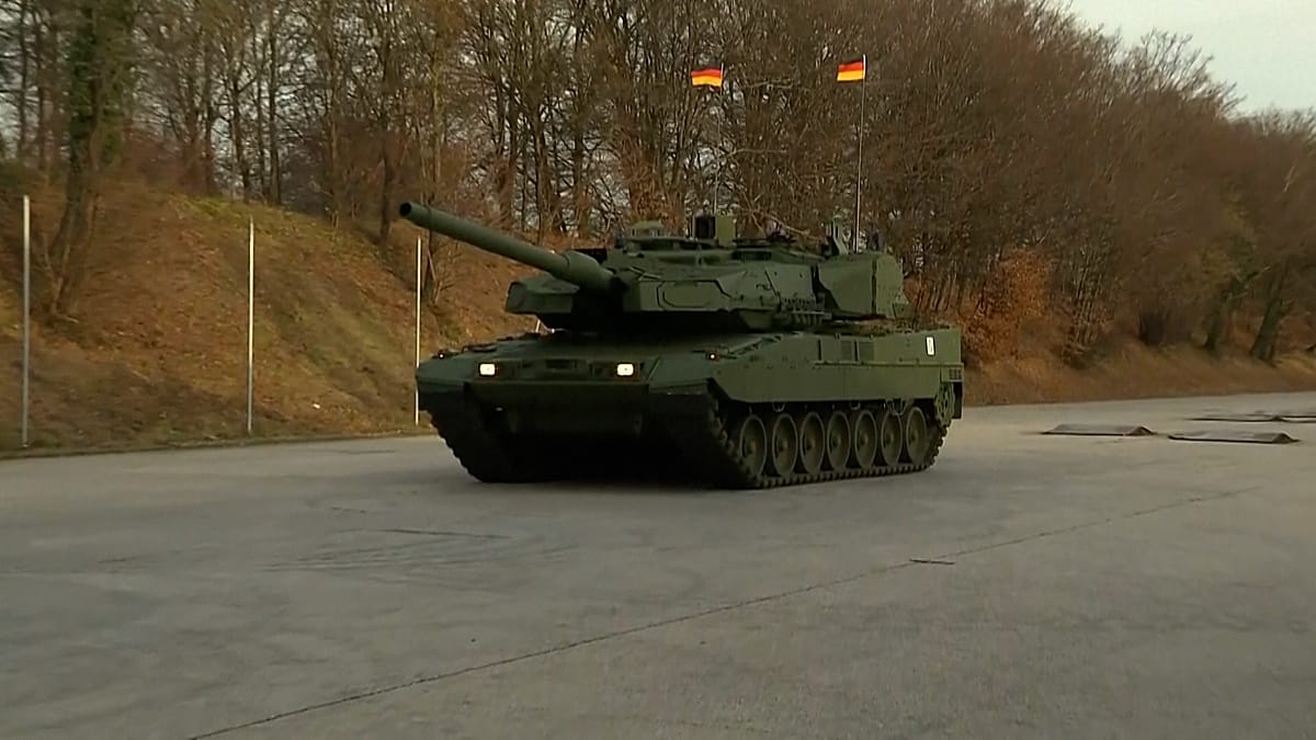Video. Almanya yeni geliştirilen Leopard 2A8 tankını tanıttı