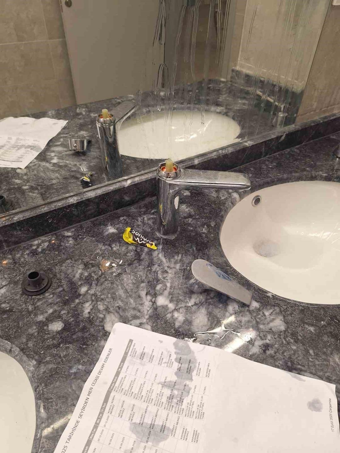 Yenilgi ekibinin hayranları yeni stadyum 3'e zarar verdi