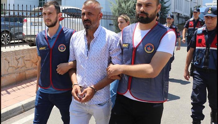 Annesini boğdu ve hiçbir şey olmamış gibi acil servise başvurdu!