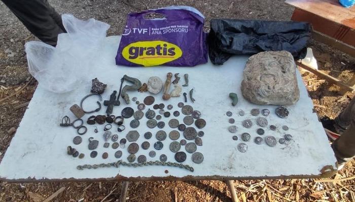 Adana’da kaçakçılık operasyonu: 18 gözaltı