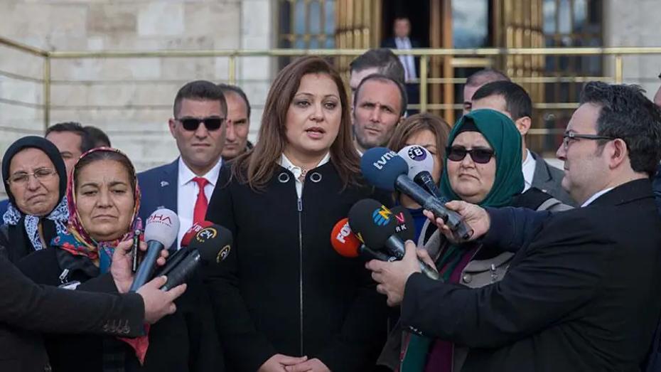 CHP'de Burcu Köksal'a kesin ihraç talebi