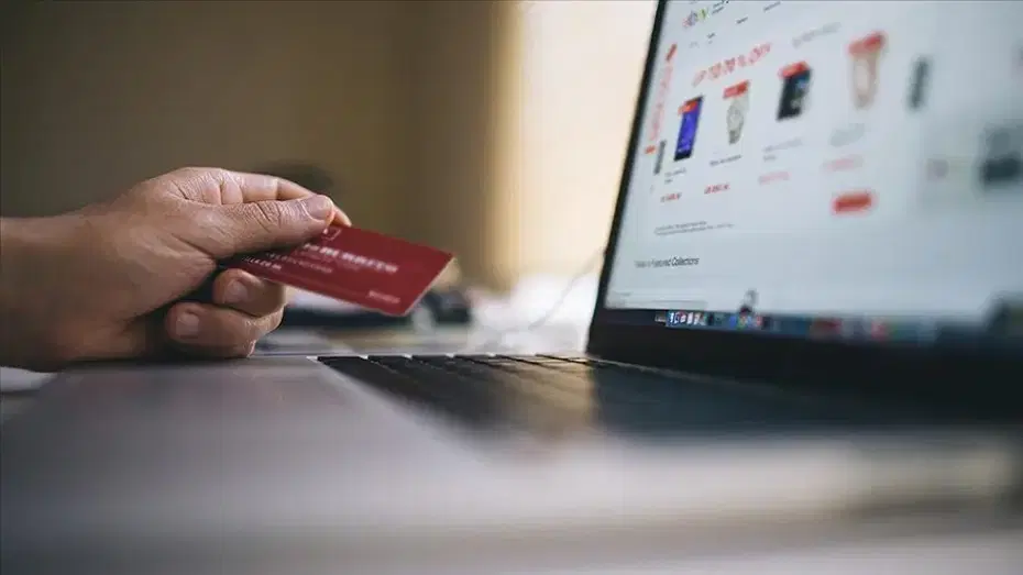 Online Alışverişte Sahte Yorumlara Son: Erişim Engeli ve Yeni Düzenlemeler