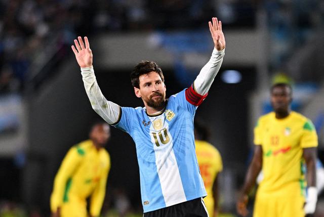 Messi'nin Futbol Kariyerine Veda Edişi