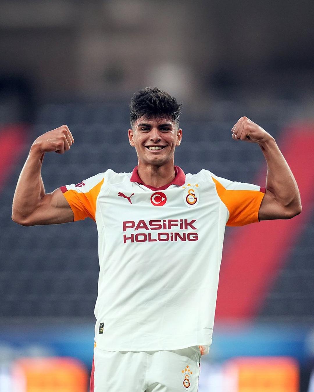 Galatasaray'ın Union SG maçında garip olay! Ege Araç sabah maçtan eve döndü... 4