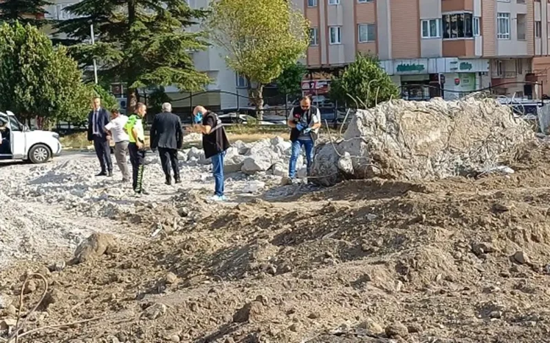 Çorum'da Okul Yıkımı Sırasında Kafatası ve Kemik Parçaları Bulundu: Eski Mezarlık İddiası Gün yüzüne çıktı